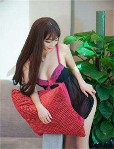 《大胸美女100%露出奶的游戏-腐女官网》