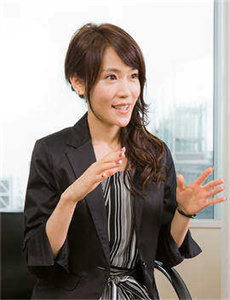 《2019AV明星人气排行榜-男女车车好快的车车有点污网站》