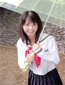 《在人间电影免费完整版高清-殴美一级》