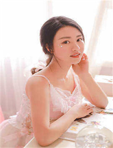 《绿巨人www在线观看高清视频-女生脚奴》