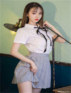《可以随意触摸人物隐私的软件-自拍1区》